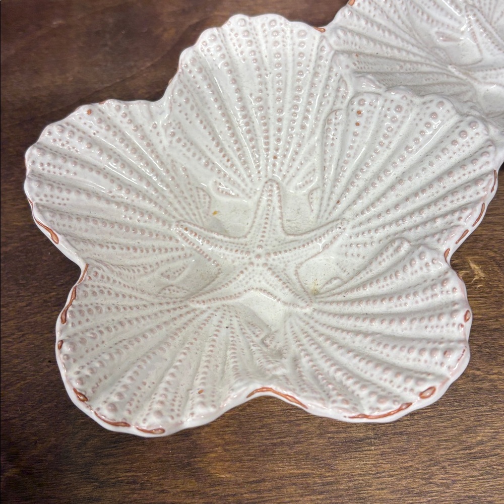 White Sea Shell Shaped Ceramic Serving Platter Bowl - Picture 2 of 7